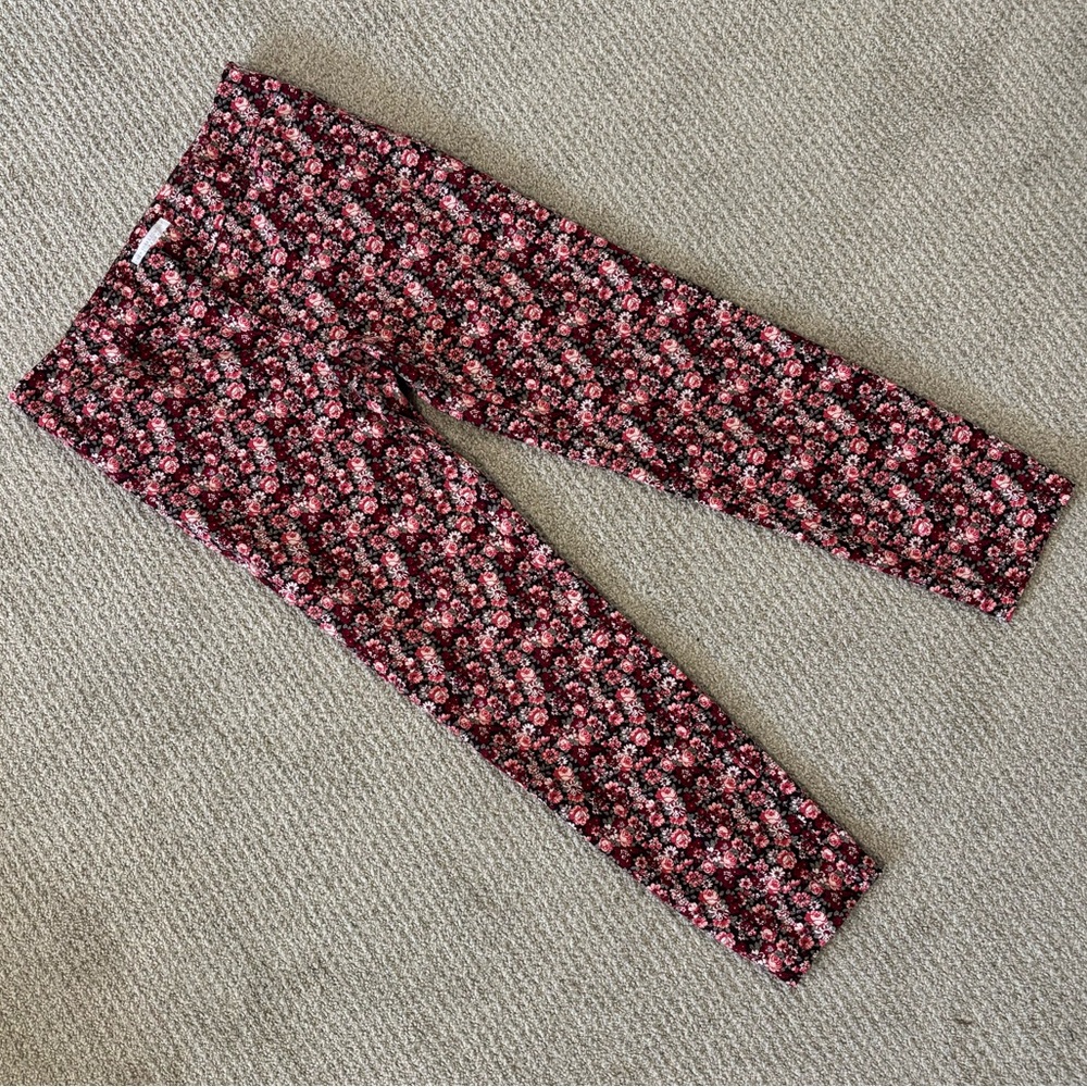 NY & Co Pink and Red Floral Capris Sz 4